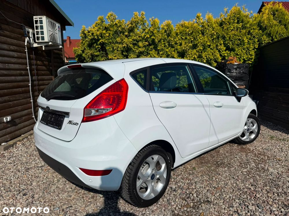 Ford Fiesta 1.25 Titanium - 10