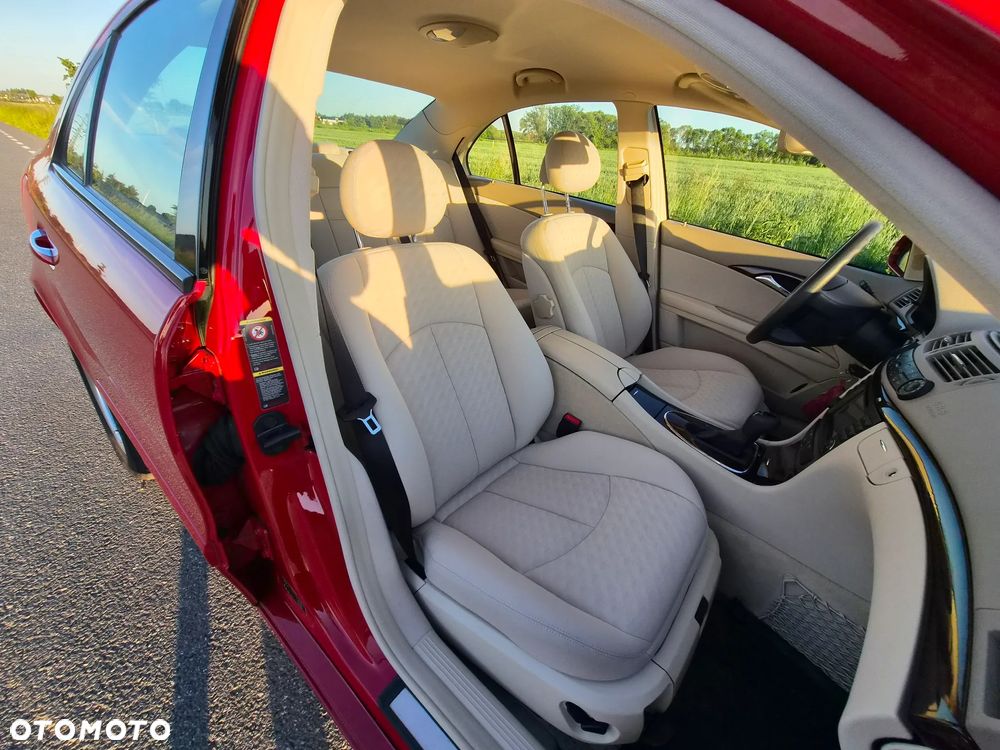 Mercedes-Benz Klasa E 320 Classic - 27
