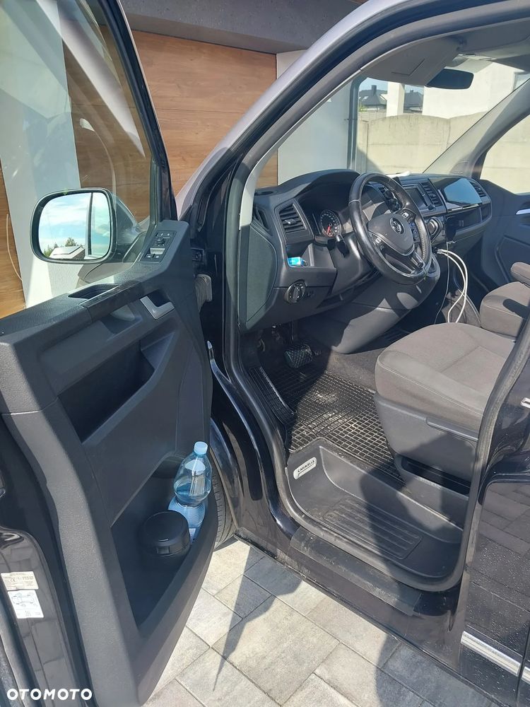 Volkswagen Caravelle - 7
