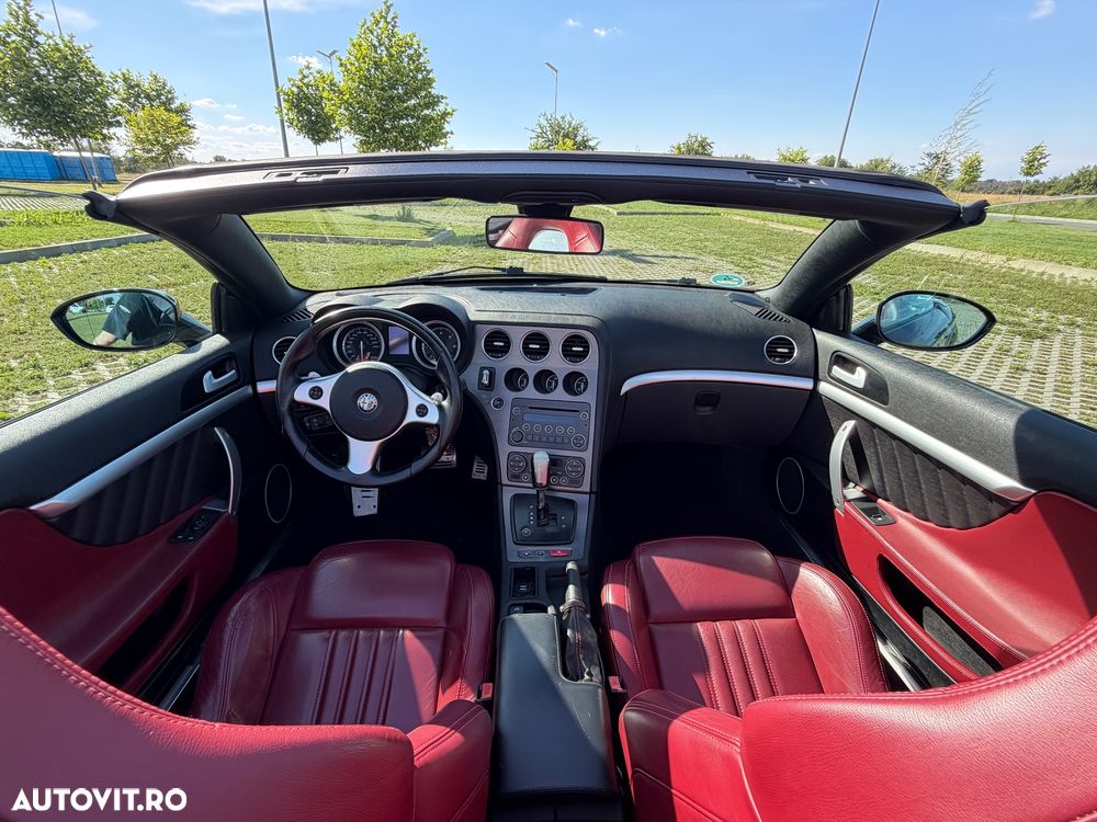 Alfa Romeo Spider 2.4 JTDM 20V DPF Aut. Italia Independent - 32