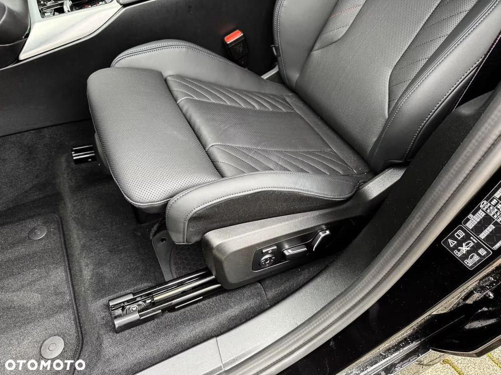 BMW X3 xM50 mHEV - 22