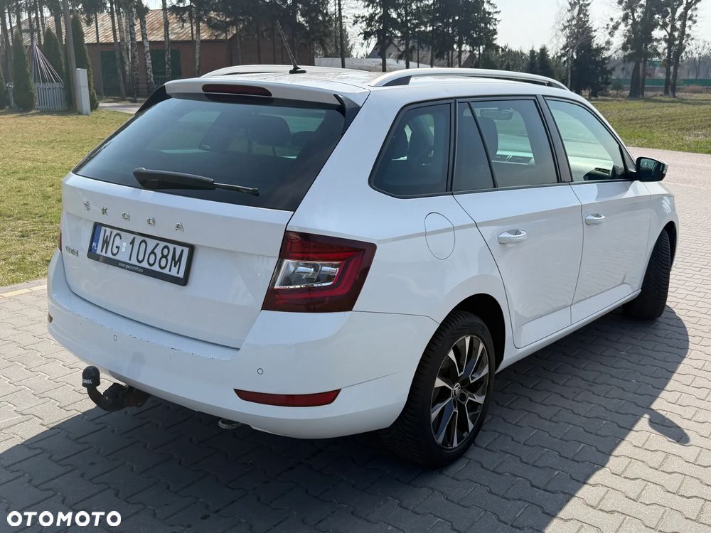 Skoda Fabia 1.0 TSI Essence - 6
