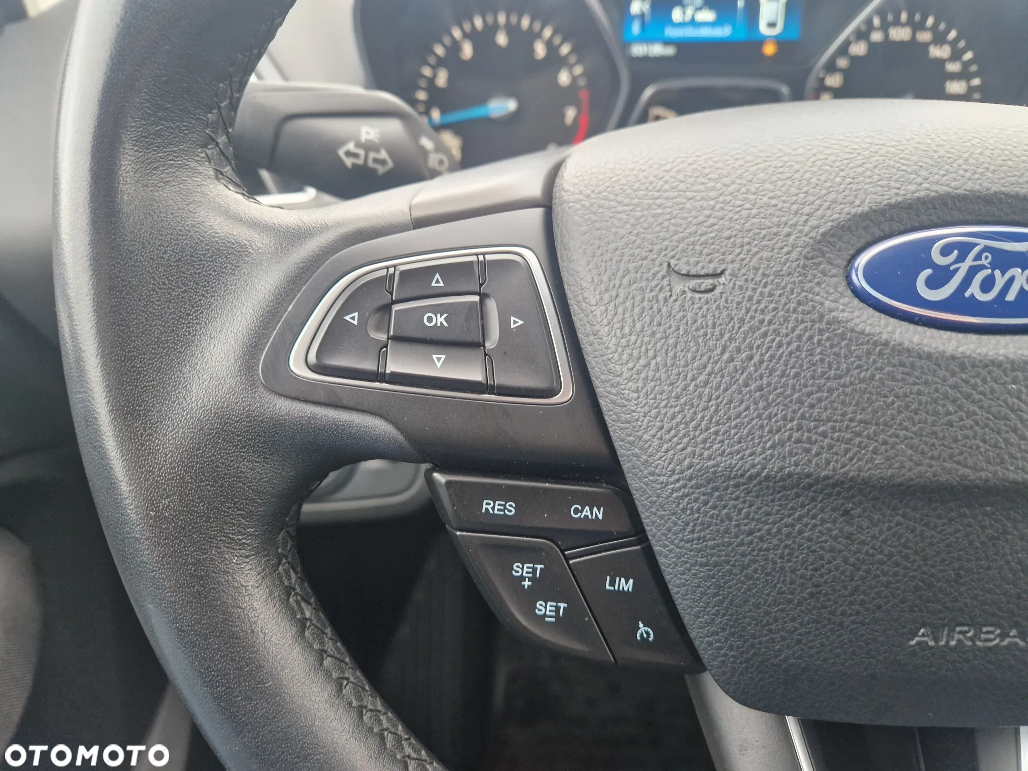 Ford Grand C-MAX - 18