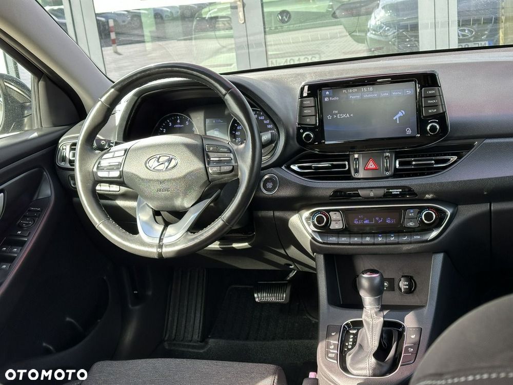 Hyundai i30 1.5 T-GDI 48V Smart DCT - 11