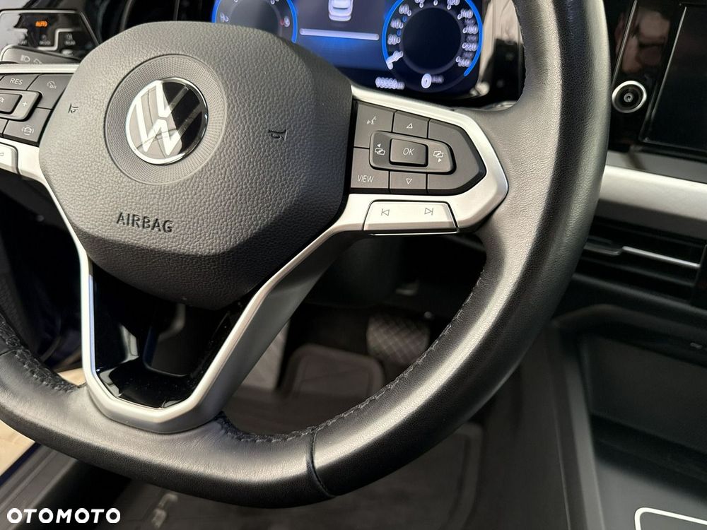 Volkswagen Golf - 24