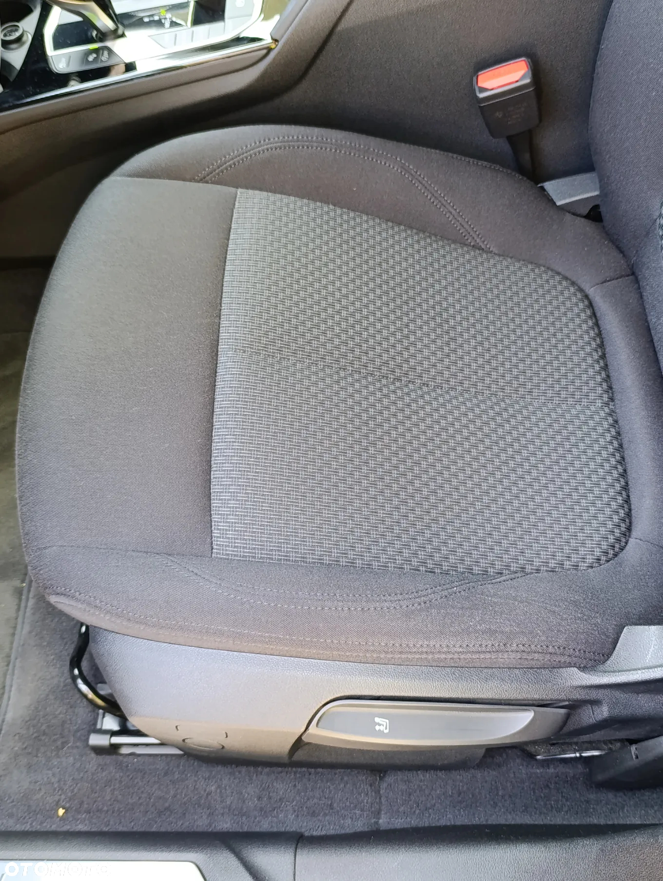 BMW Seria 2 218i Advantage - 16