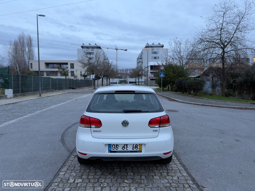 VW Golf 1.6 TDi Trendline BlueMotion - 5