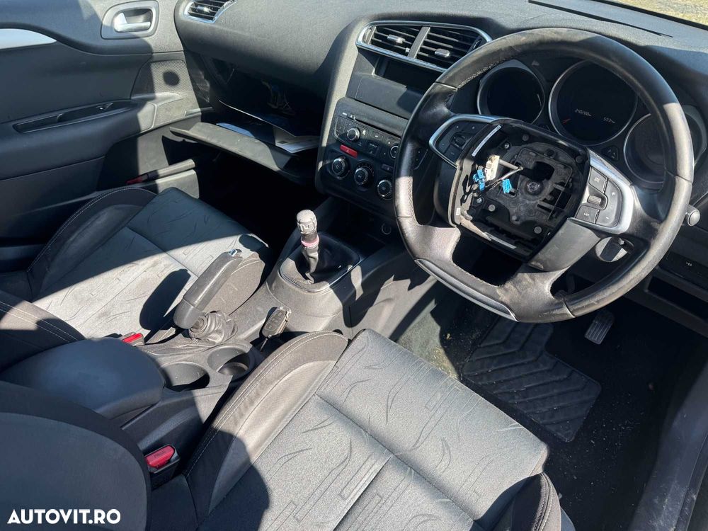 Dezmembrari Dezmembrez Piese piesa Dez Citroen C4 an 2013 euro 5 1,6 d - 8