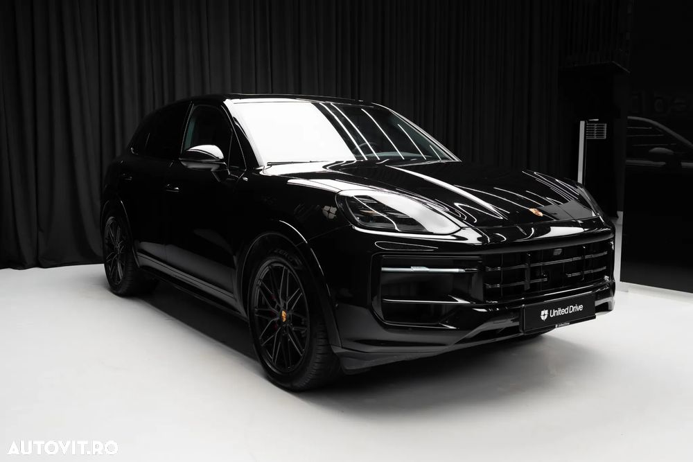 Porsche Cayenne GTS - 3