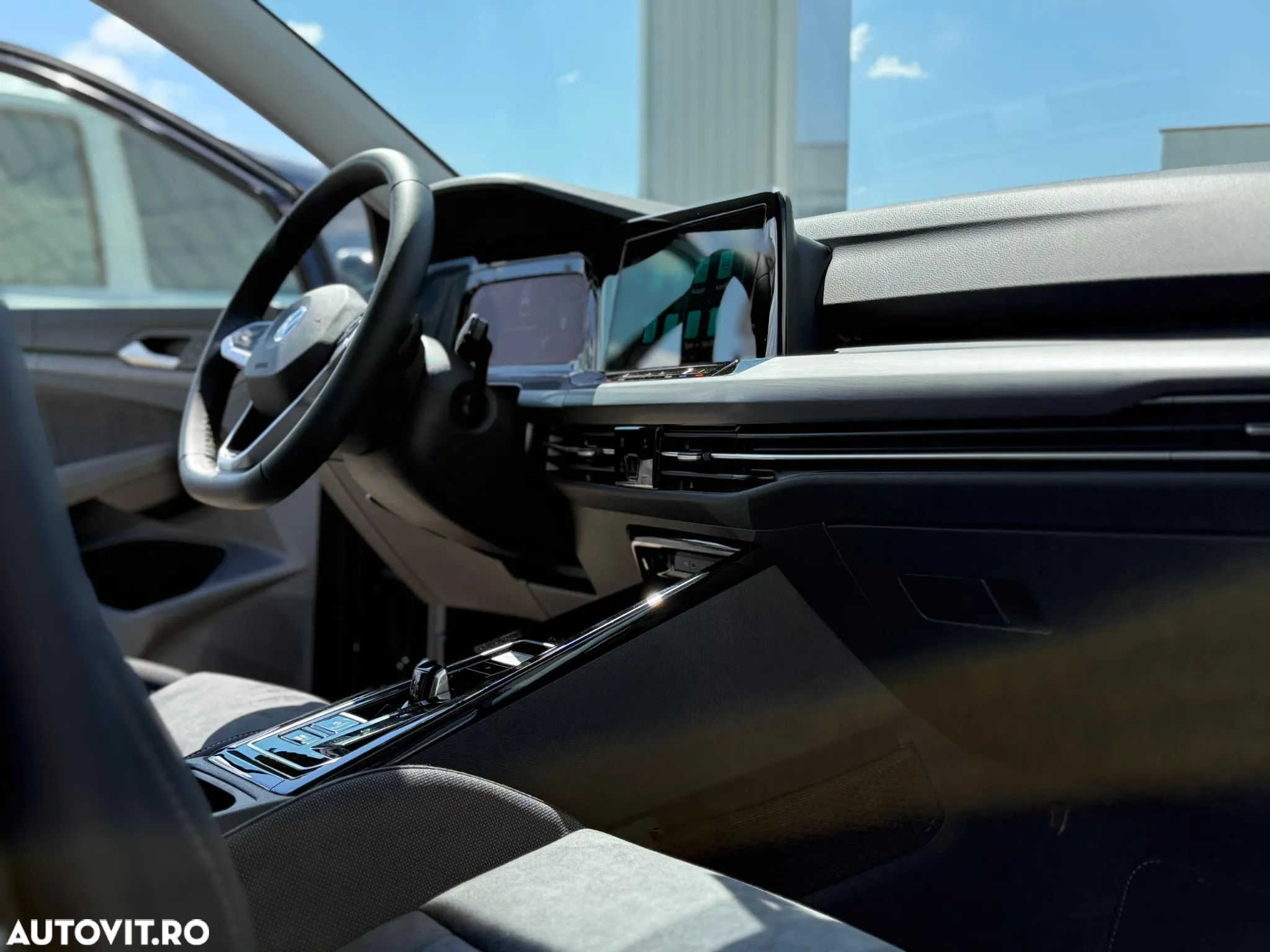 Volkswagen Golf 2.0 TDI DSG Style - 31