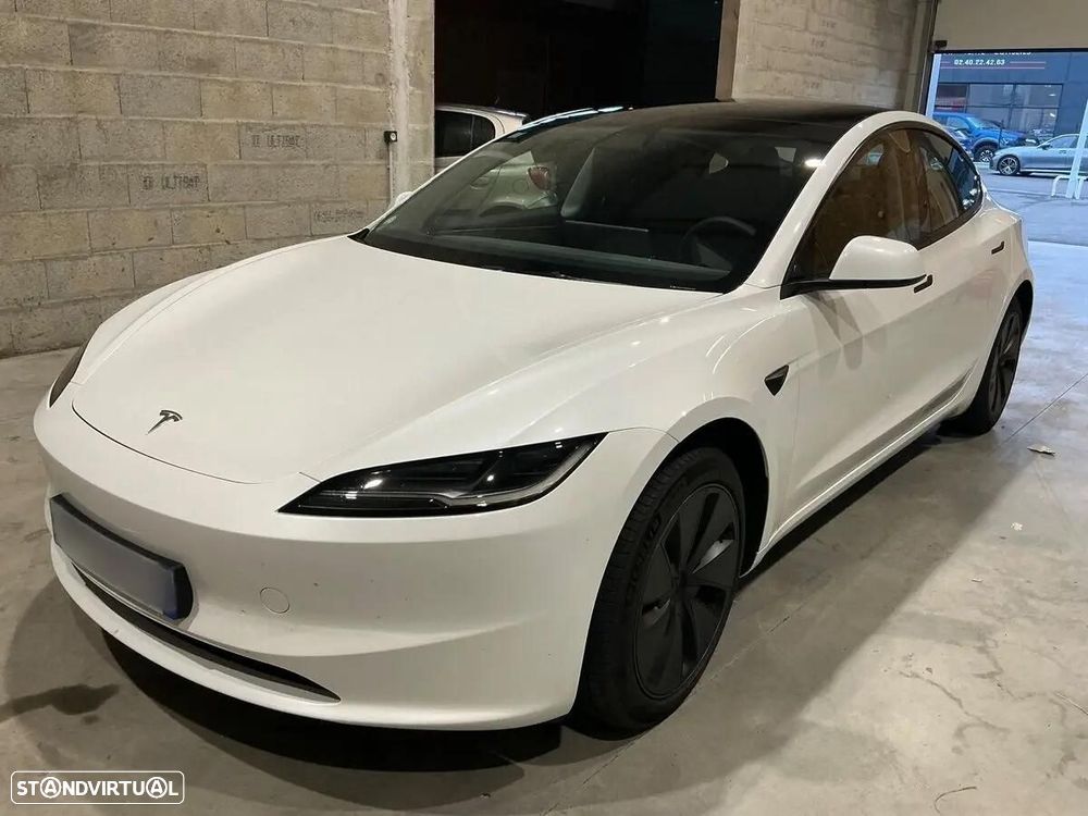 Tesla Model 3 Tração Traseira Premium - 1