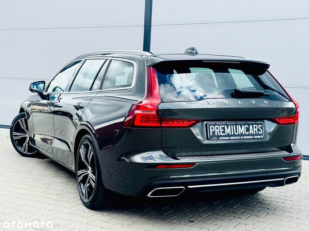 Volvo V60 T6 AWD Recharge Geartronic RDesign - 20
