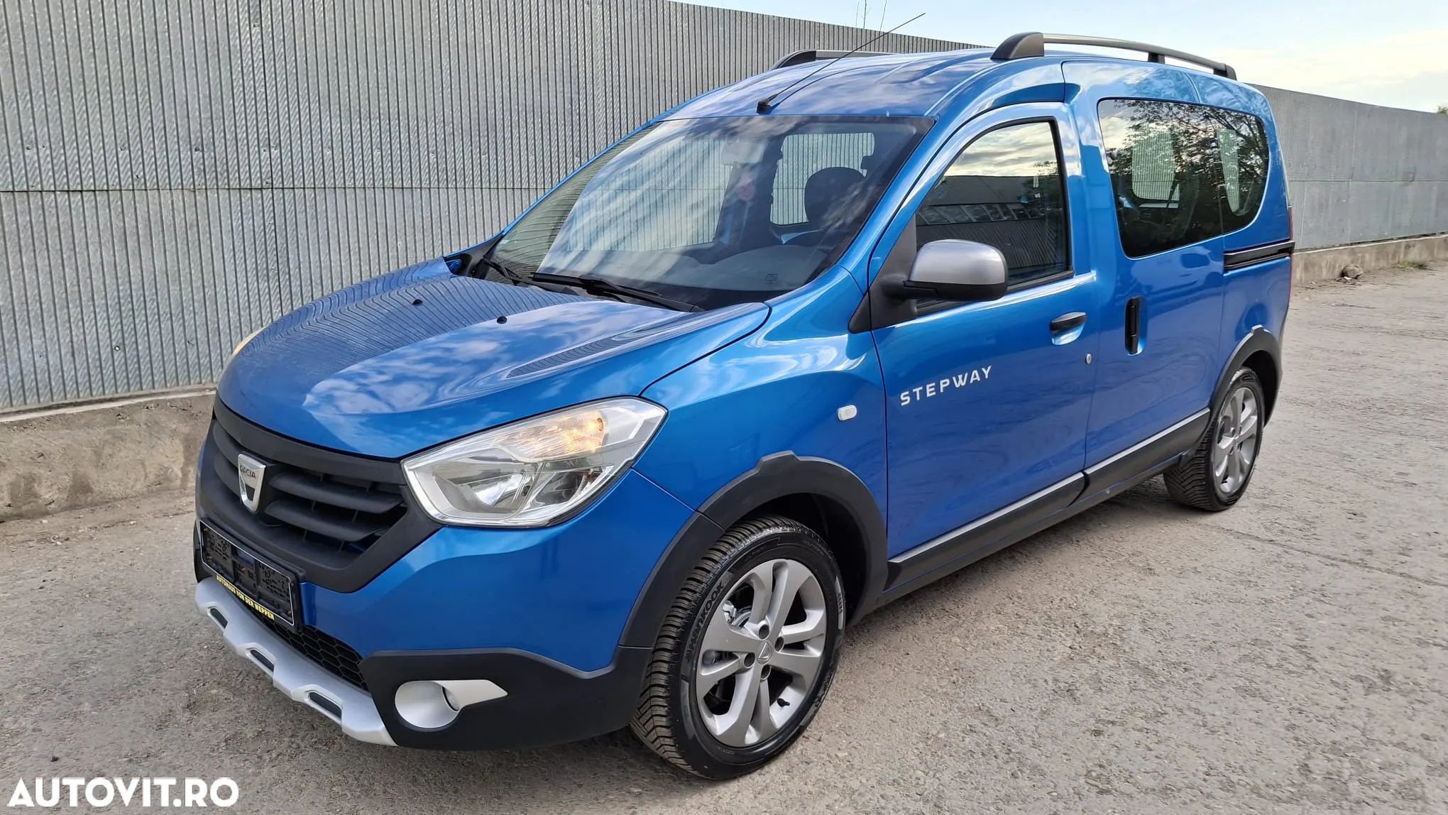 Dacia Dokker 1.2 TCe 115 CP Stepway - 1