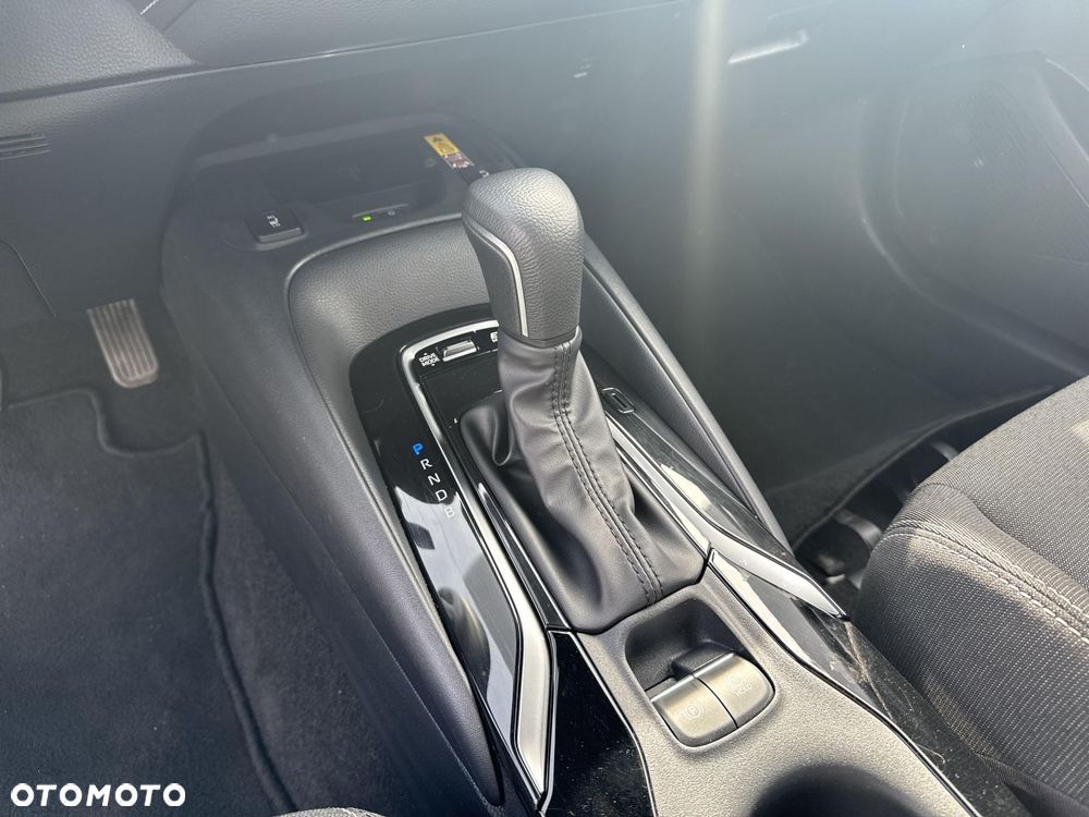 Toyota Corolla 1.8 Hybrid Comfort - 18