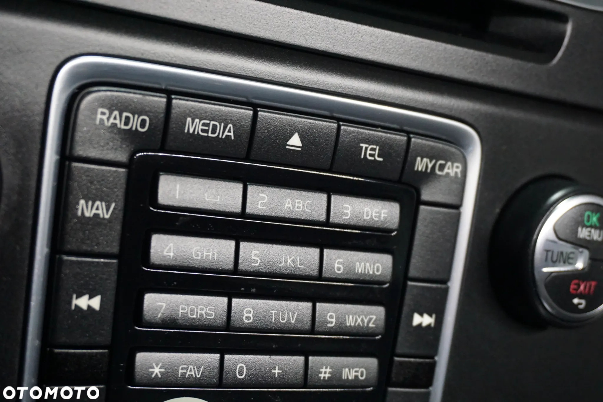 Volvo V60 D3 Momentum - 32
