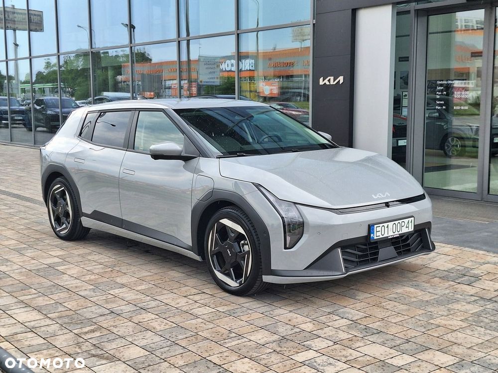 Kia EV4 - 3