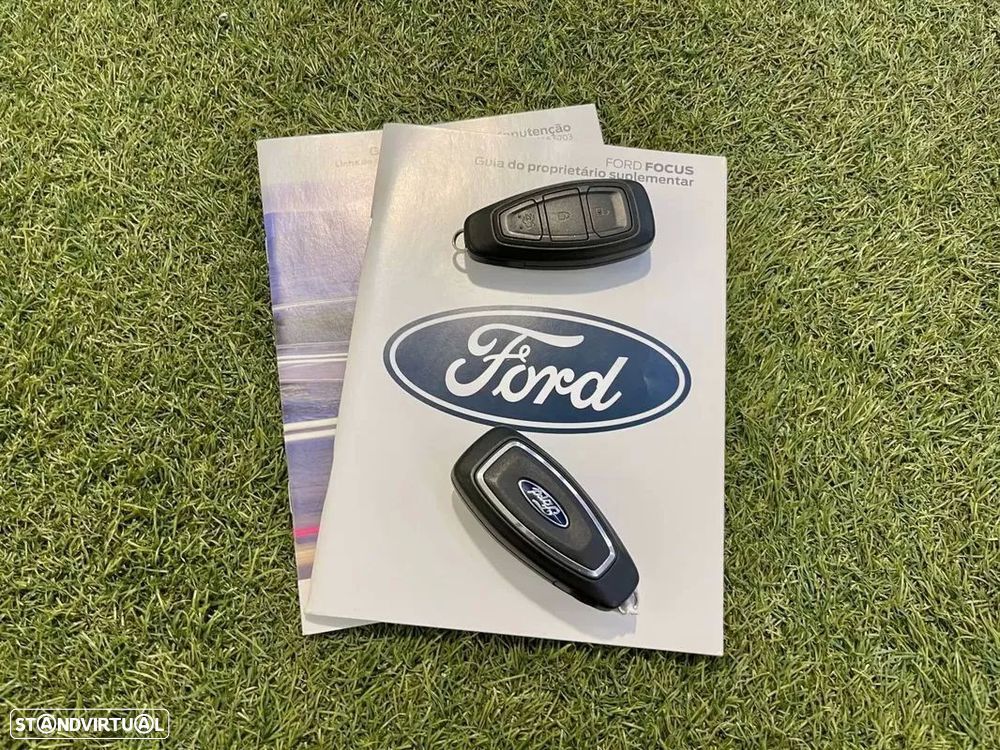 Ford Focus SW 1.5 TDCi EcoBlue ST-Line - 34