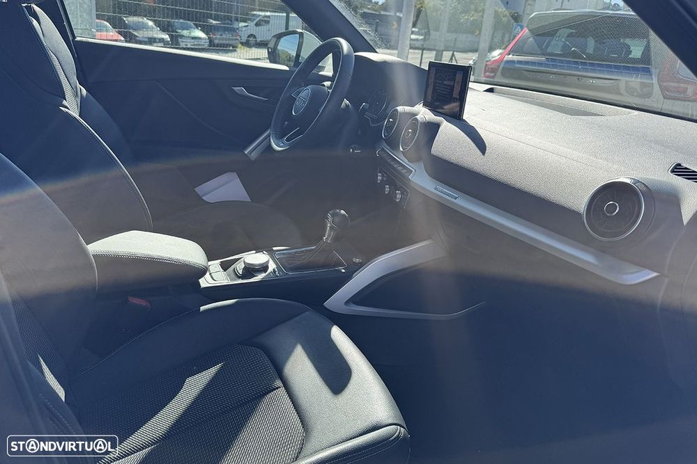 Audi Q2 35 TFSI S tronic - 13