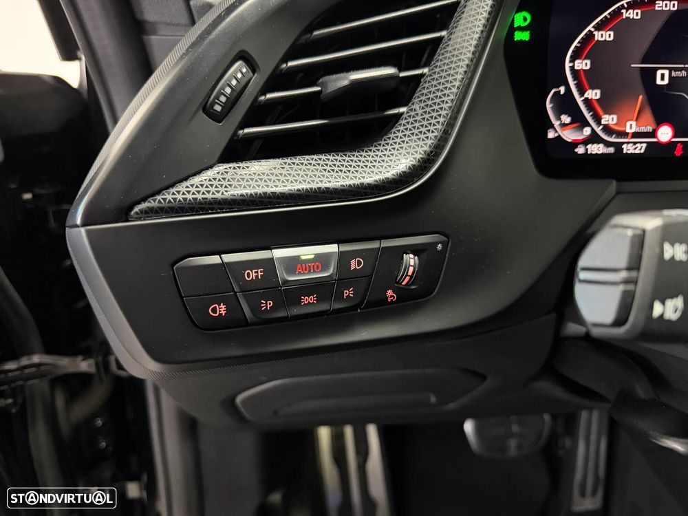 BMW M235i Gran Coupé xDrive - 14