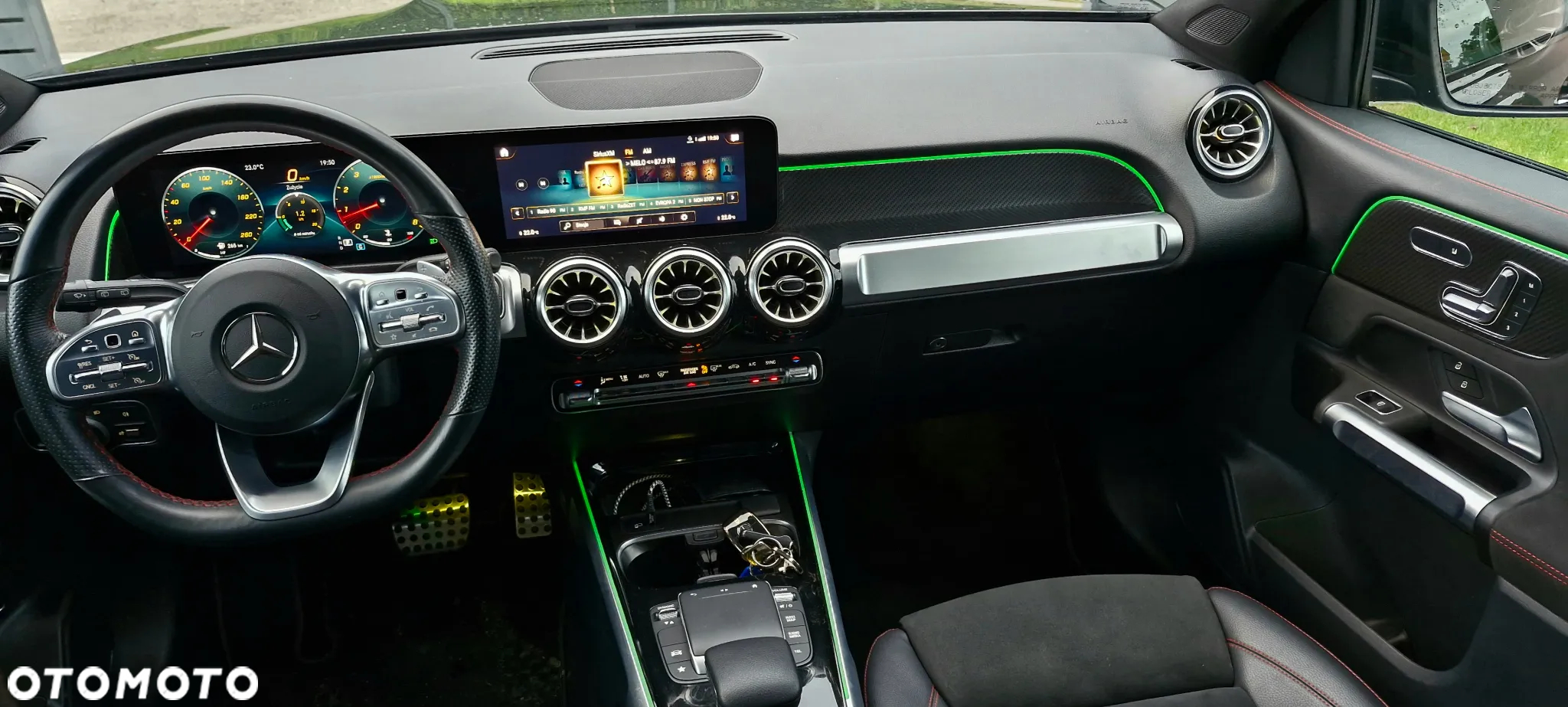Mercedes-Benz GLB 250 4-Matic AMG Line 8G-DCT - 10