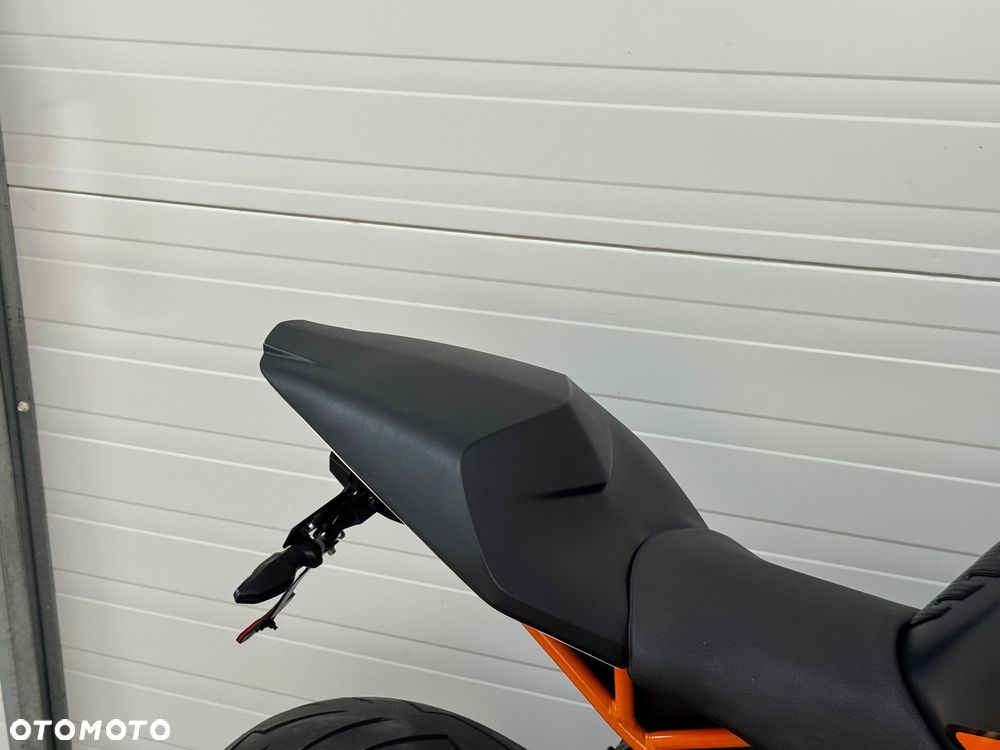 KTM RC 125 - 4