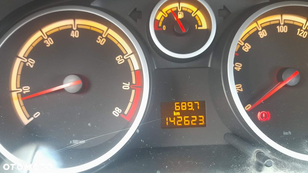 Opel Corsa - 9