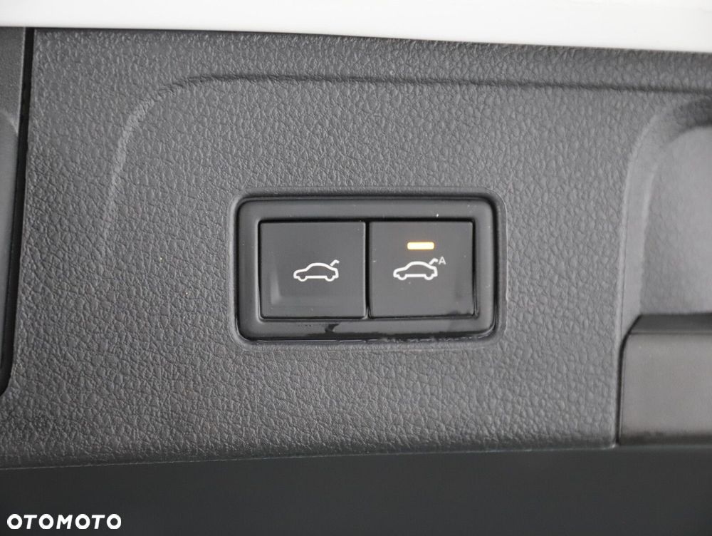 Volkswagen Passat Variant - 25