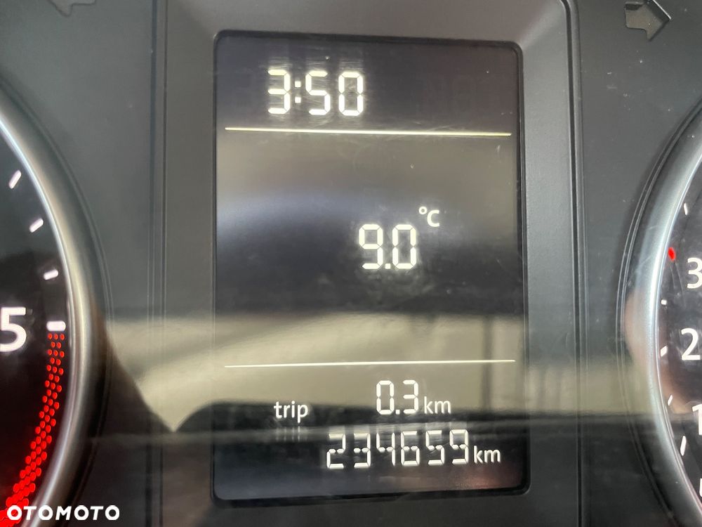 Volkswagen Caddy Maxi - 10