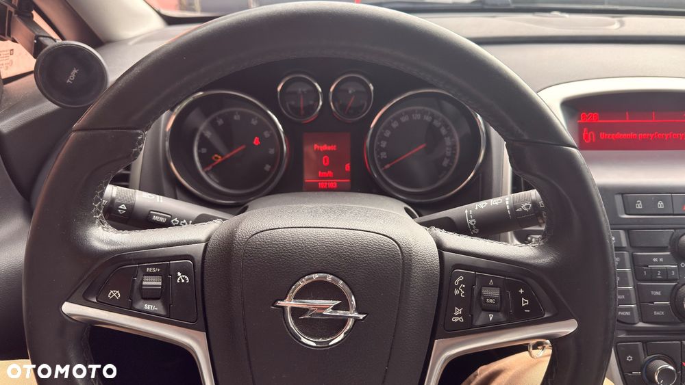 Opel Astra 1.4 T Sport - 2