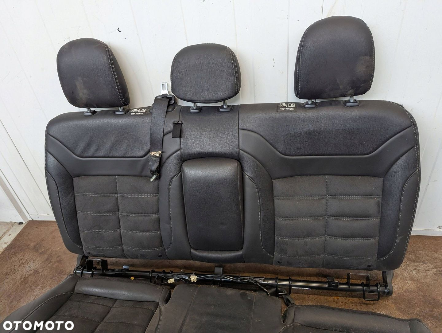Mitsubishi L200 V Triton 2019-2023 Fotele Kanapa BarbarianX UK - 12