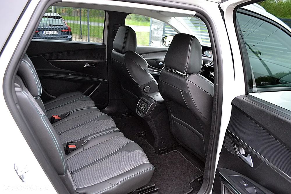 Peugeot 5008 BlueHDi 180 EAT8 Allure - 18