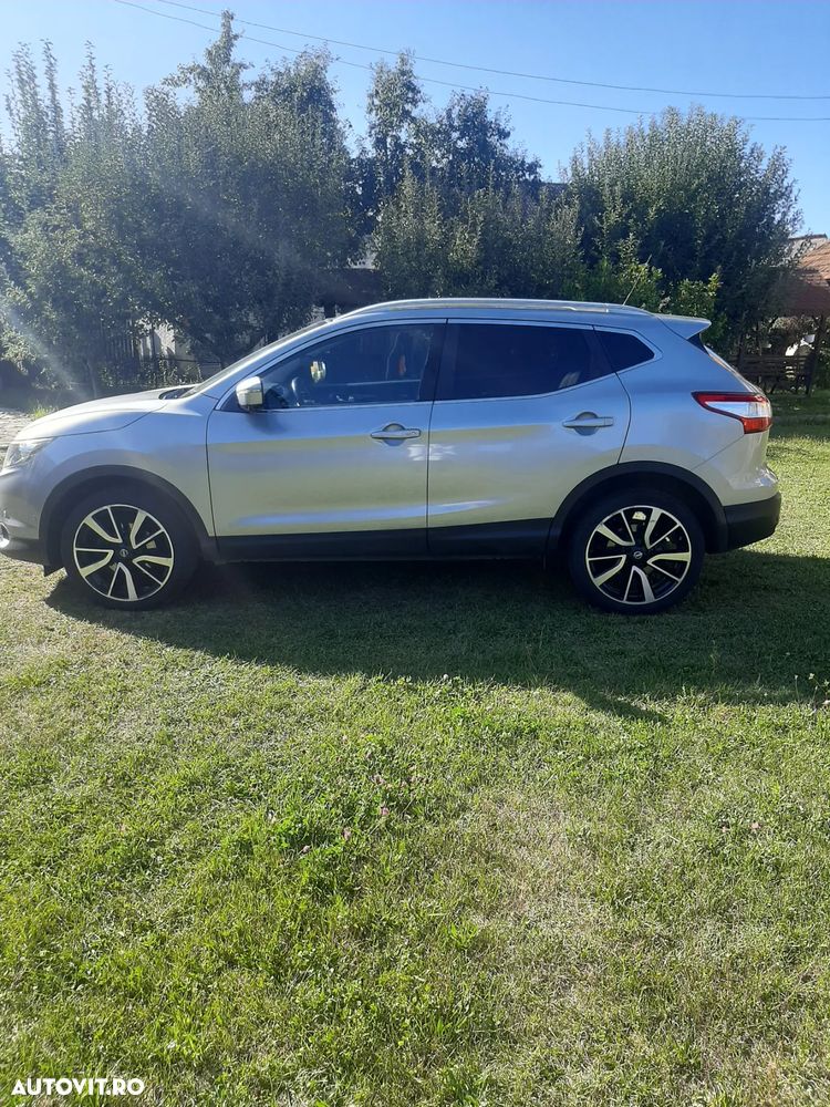 Nissan Qashqai 1.6 DCI Start/Stop X-TRONIC Tekna - 24