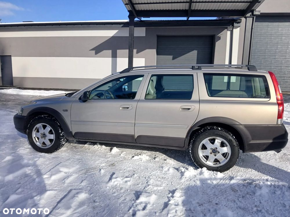 Volvo XC 70 - 1