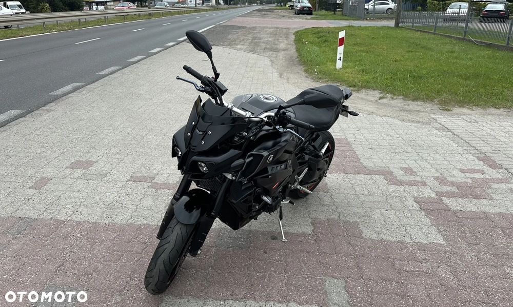 Yamaha MT - 4