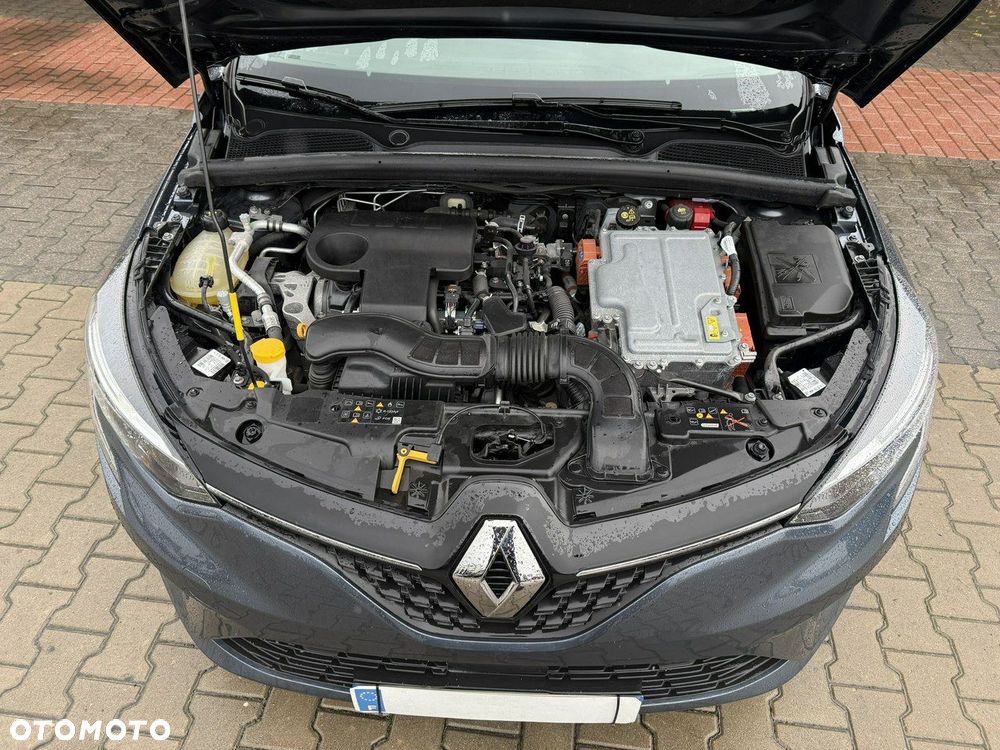 Renault Clio - 11