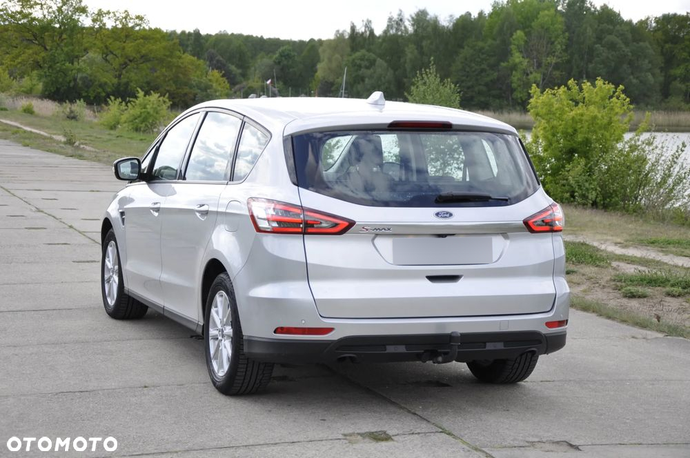 Ford S-Max 2.0 EcoBlue Titanium - 10