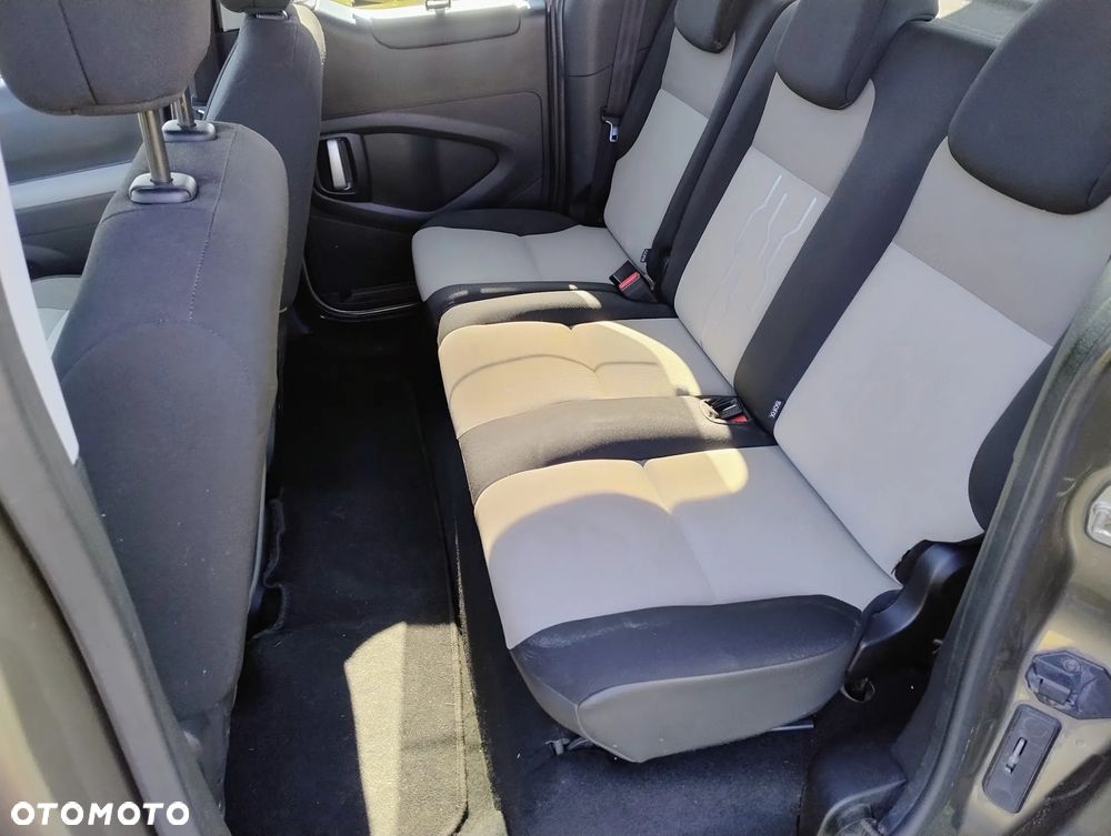 Peugeot Partner 1.6 HDi Active - 11