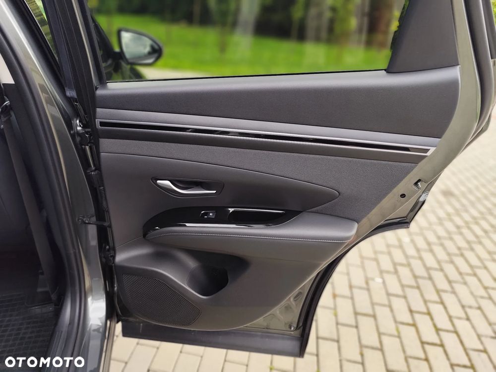 Hyundai Tucson 1.6 T-GDi HEV Smart 2WD - 14