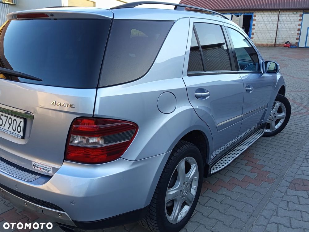 Mercedes-Benz ML - 10