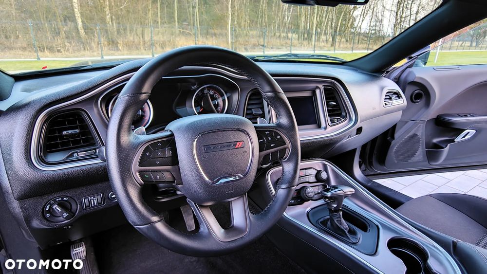 Dodge Challenger 5.7 R/T - 12