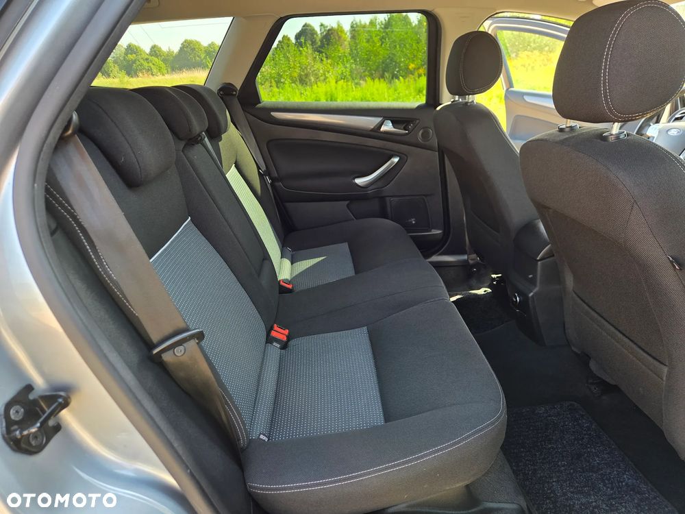 Ford Mondeo 2.0 TDCi Business Edition - 12