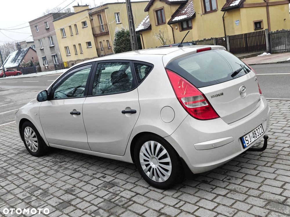 Hyundai i30 1.6 CRDi Classic - 17