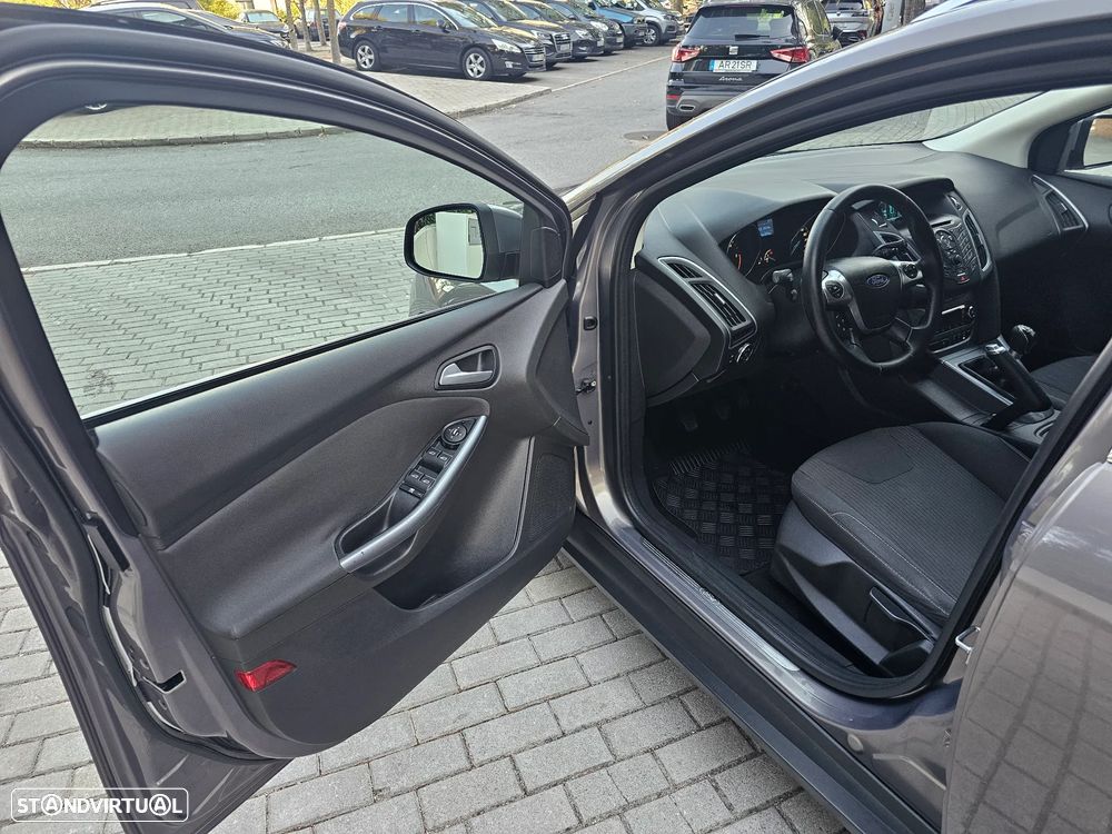 Ford Focus SW 1.6 TDCi Titanium - 15