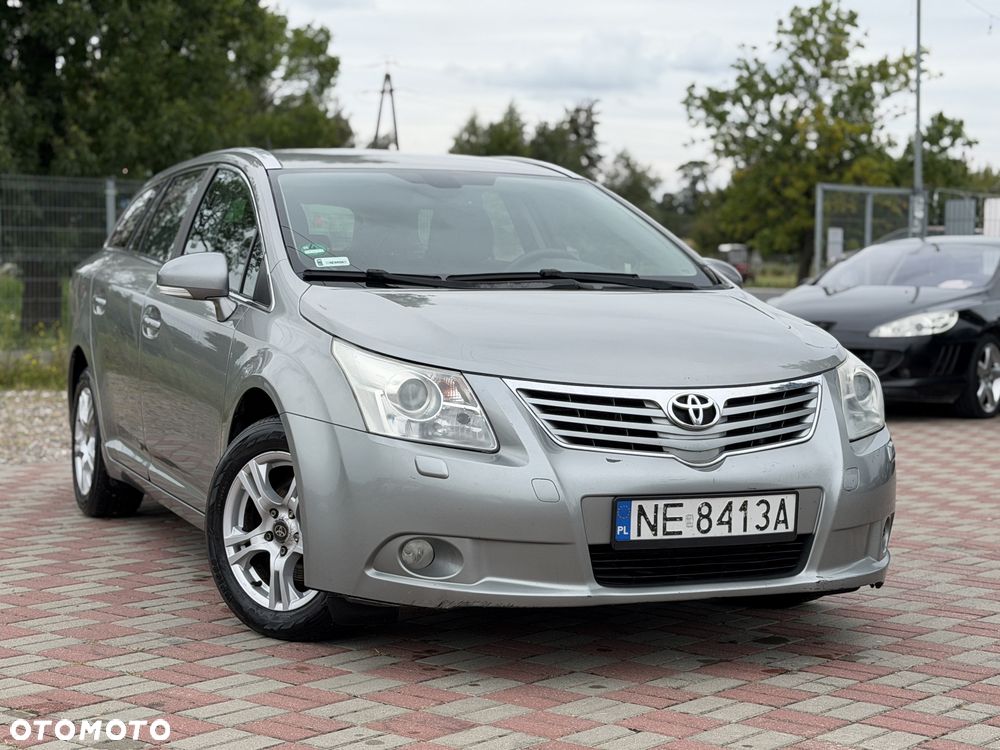 Toyota Avensis - 2