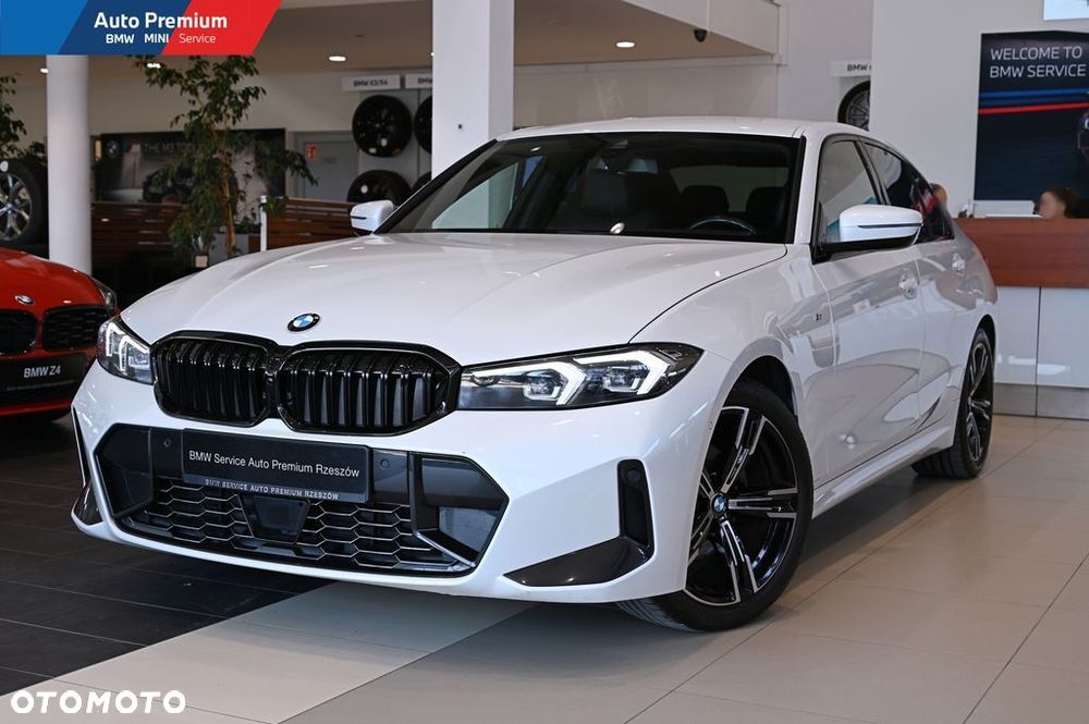BMW Seria 3 320d xDrive mHEV - 4