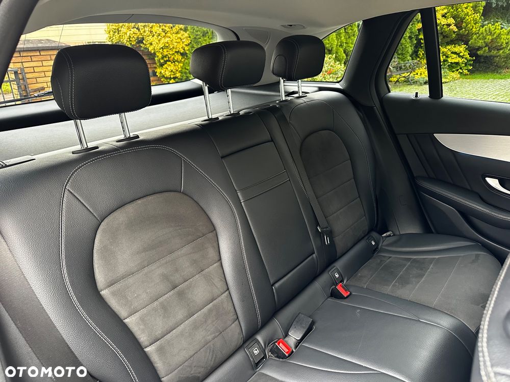 Mercedes-Benz GLC 250 d 4-Matic - 32