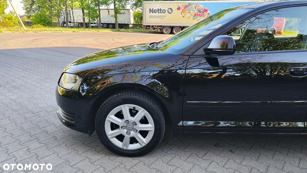 Audi A3 Sportback 1.6 Attraction - 3