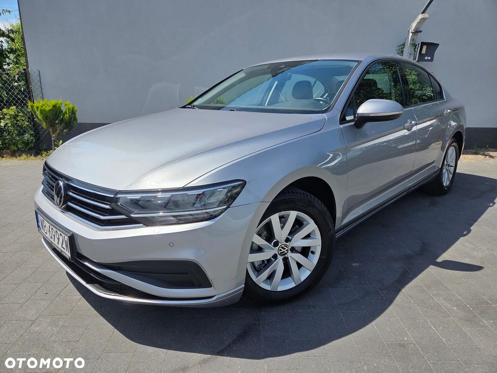 Volkswagen Passat - 26