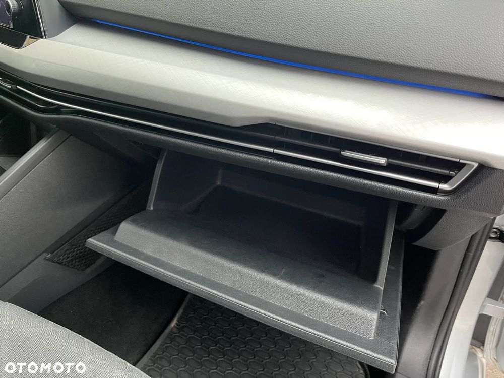 Volkswagen Golf 1.5 TSI EVO United - 17