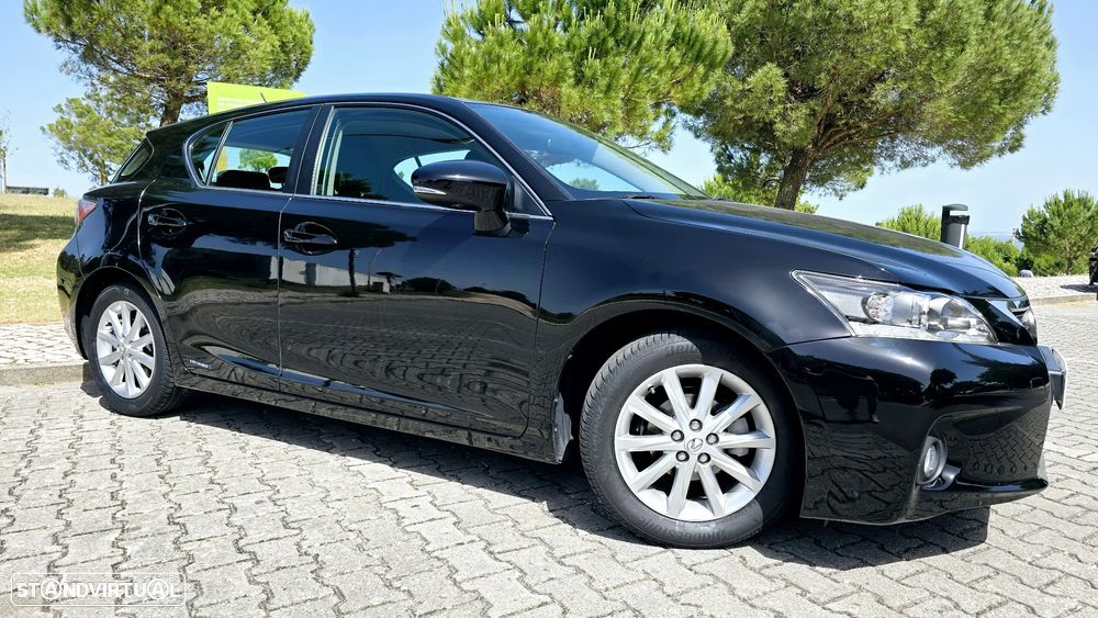 Lexus CT 200h 09 P.Dynamic - 17